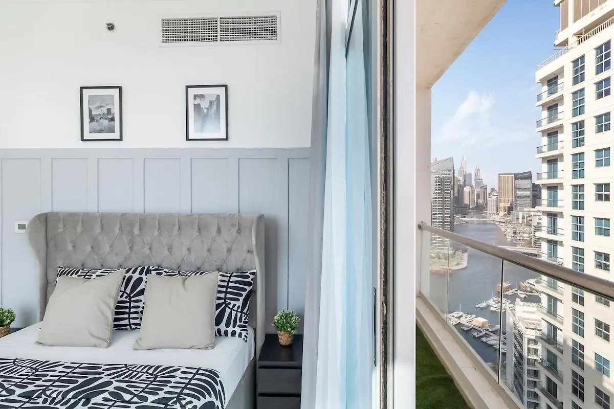 Huge Penthouse In Marina W Pool Table & Air Hockey Apartman Dubaj 0*,  Egyesült Arab Emírségek