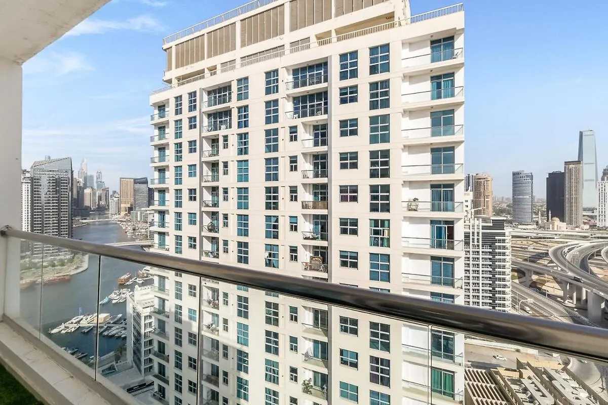 두바이 Huge Penthouse In Marina W Pool Table & Air Hockey 아파트
