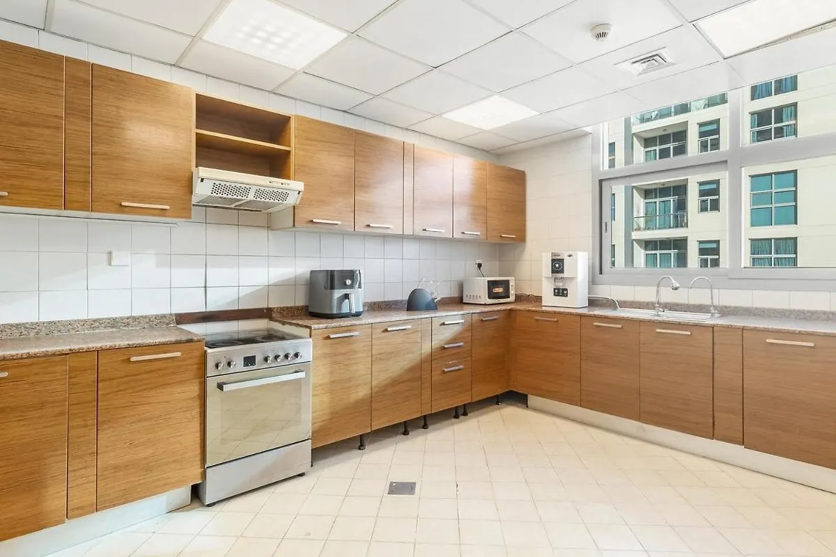 Huge Penthouse In Marina W Pool Table & Air Hockey Apartment Dubai