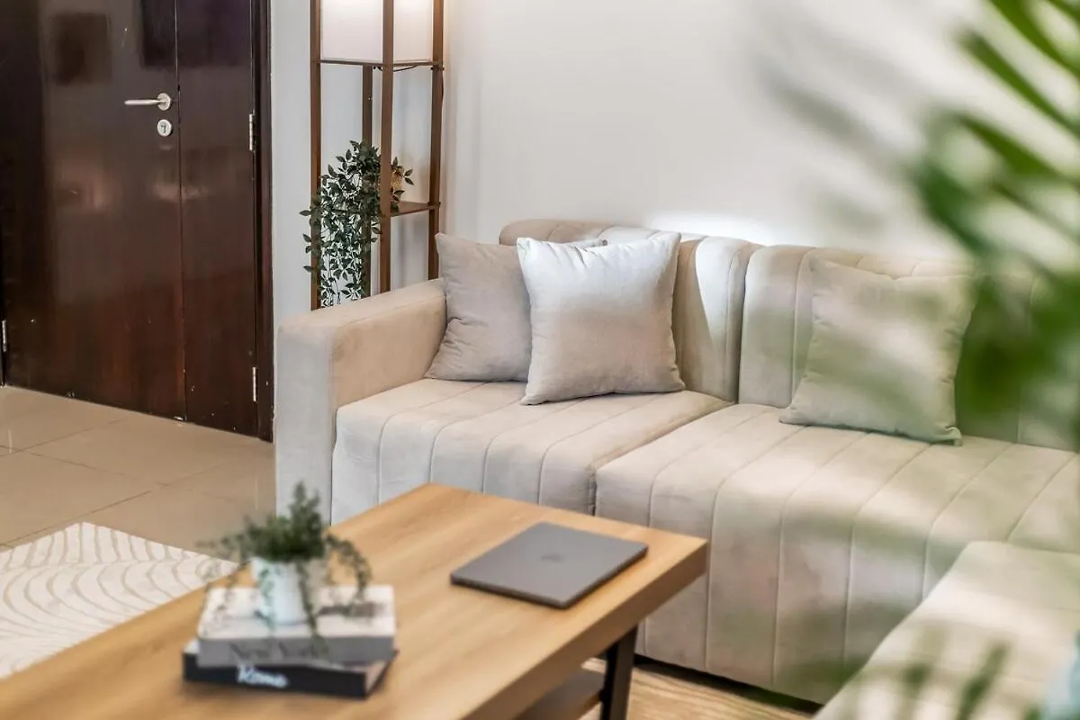 Huge Penthouse In Marina W Pool Table & Air Hockey Apartment Dubai