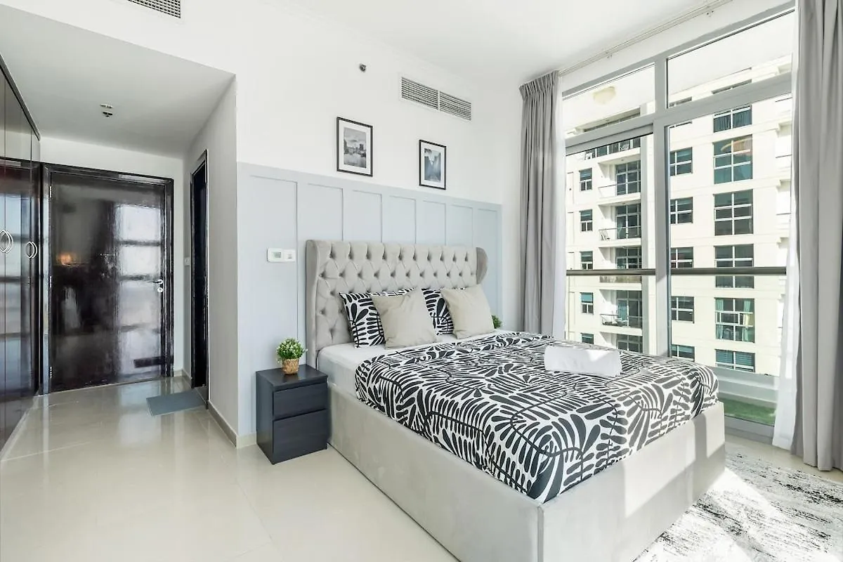 Huge Penthouse In Marina W Pool Table & Air Hockey Apartment Dubai United Arab Emirates