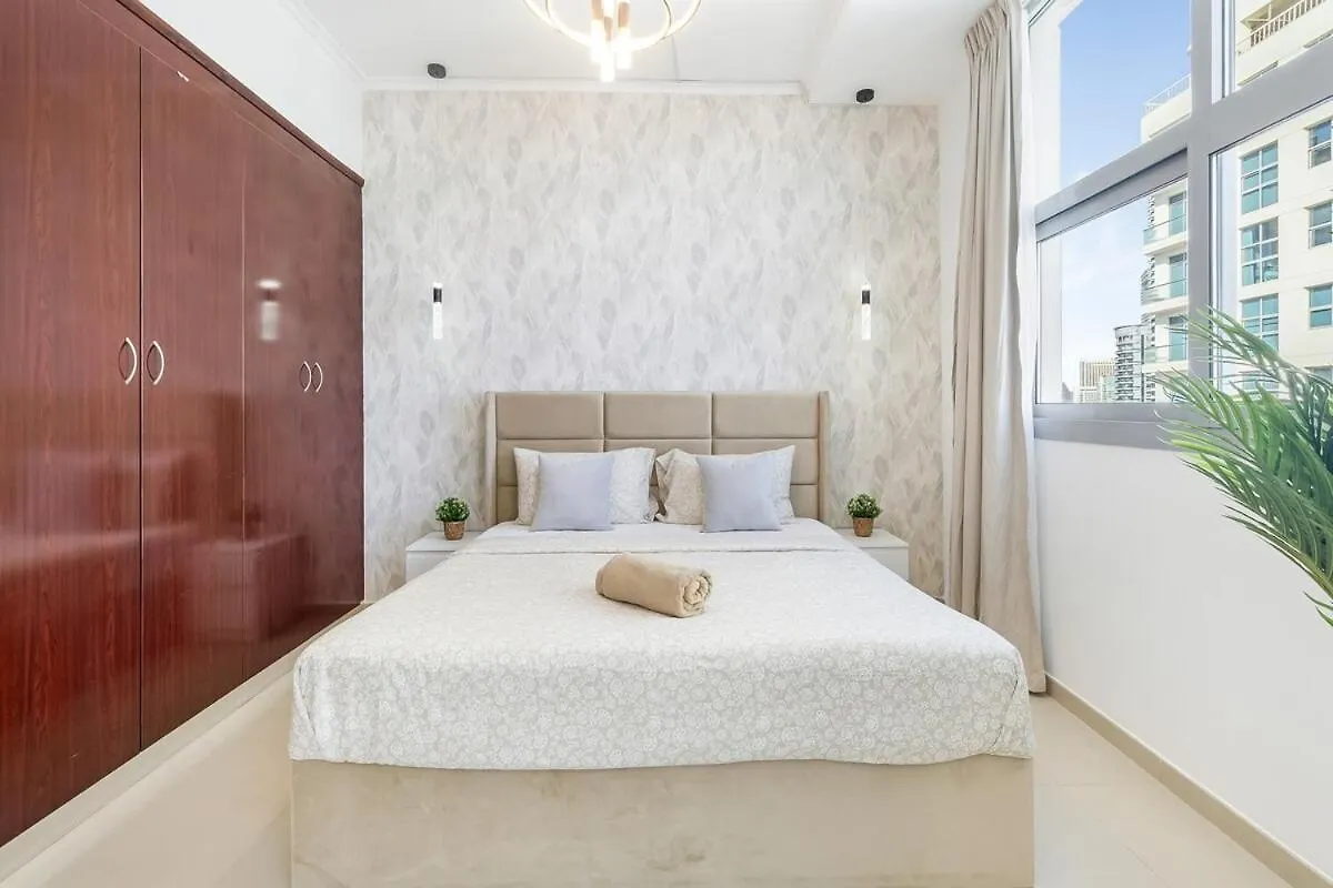Huge Penthouse In Marina W Pool Table & Air Hockey Apartment Dubai