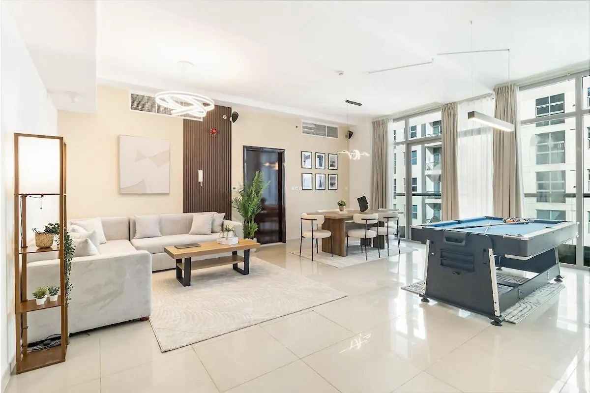 Huge Penthouse In Marina W Pool Table & Air Hockey Apartment Dubai